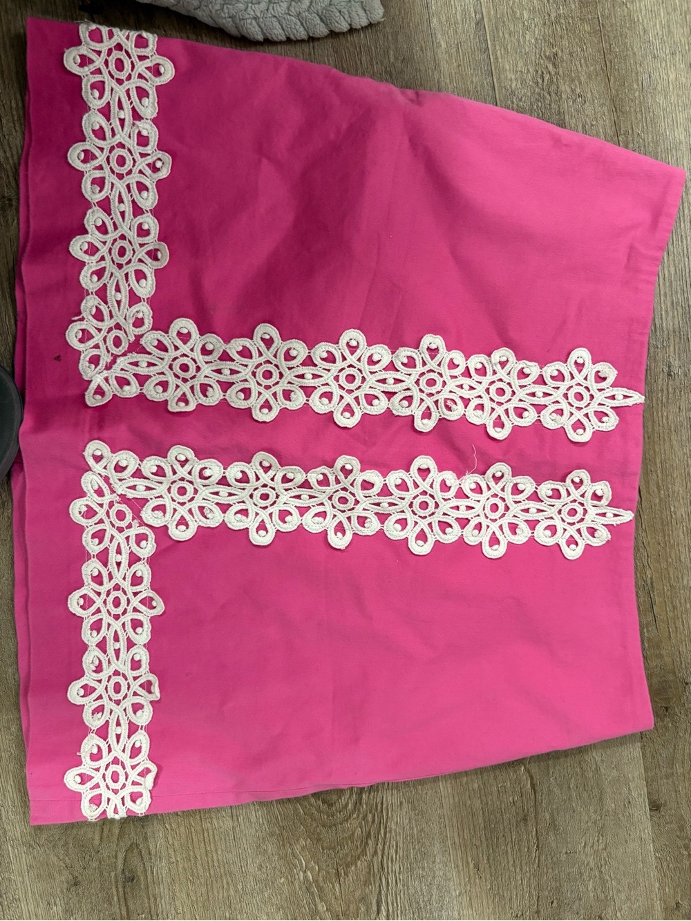 Lilly Pulitzer Hot Pink Skort with White Lace Trim